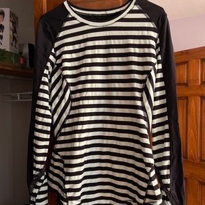 LuLuLemon Run Reflect Mint Stripe Pullover - Sz 8